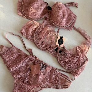 Victoria's Secret Designer Fashion Show 2016 Swarovski Crystal Bra & Panty Set